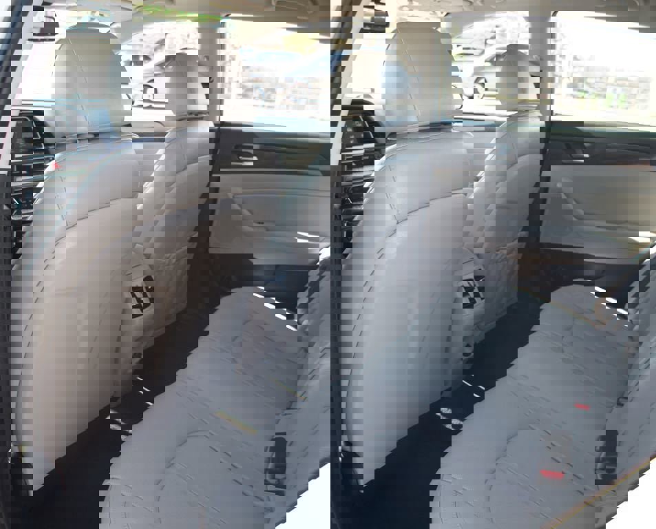 Used 2018 Hyundai Sonata Limited image 15