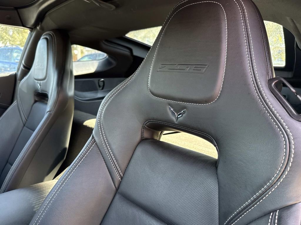 Used 2016 Chevrolet Corvette Z06 w/ 2LZ Preferred Equipment Group image 21