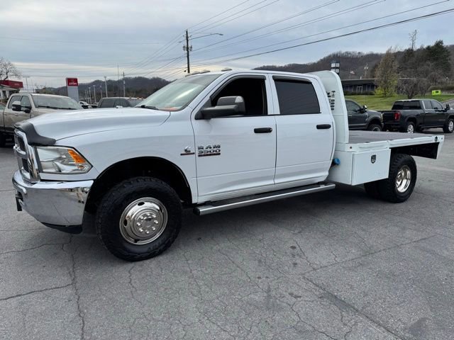 Used 2018 RAM 3500 Tradesman w/ Chrome Appearance Group image 5