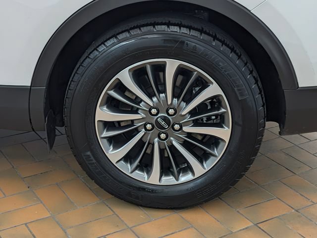 Used 2023 Lincoln Nautilus AWD w/ Premium Package image 8