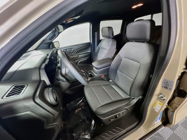 Used 2024 Chevrolet Colorado Trail Boss w/ Technology Package AWD/4WD image 10