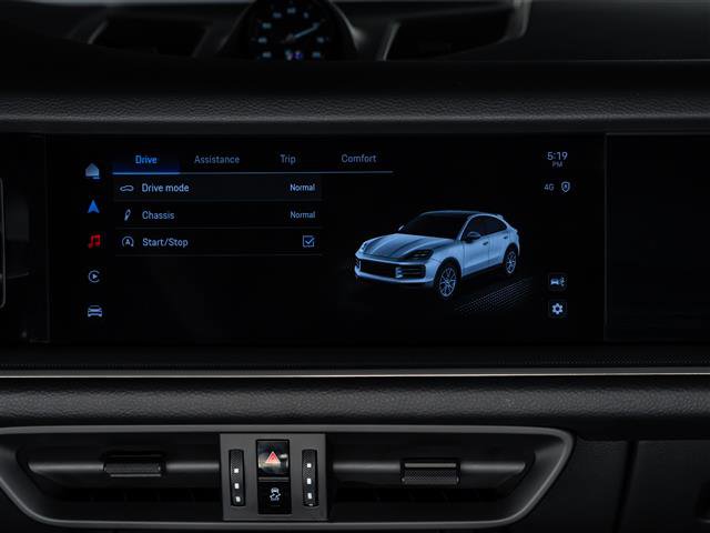 Certified 2025 Porsche Cayenne Coupe image 27