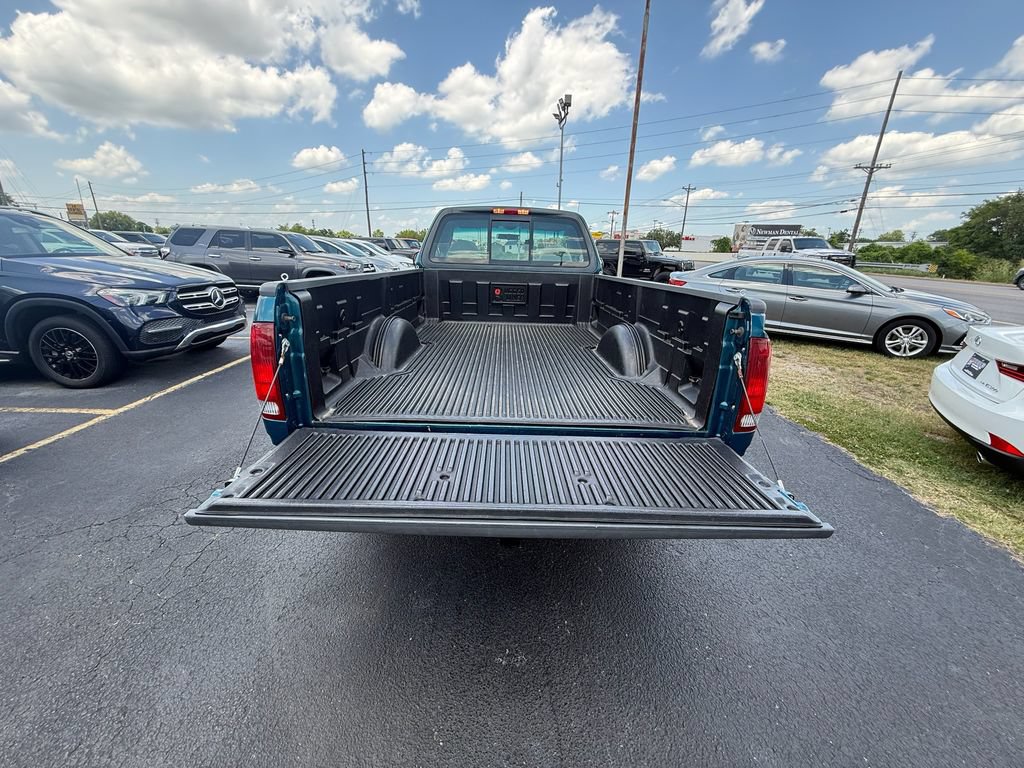 Used 2000 Ford F150 XL RWD image 5