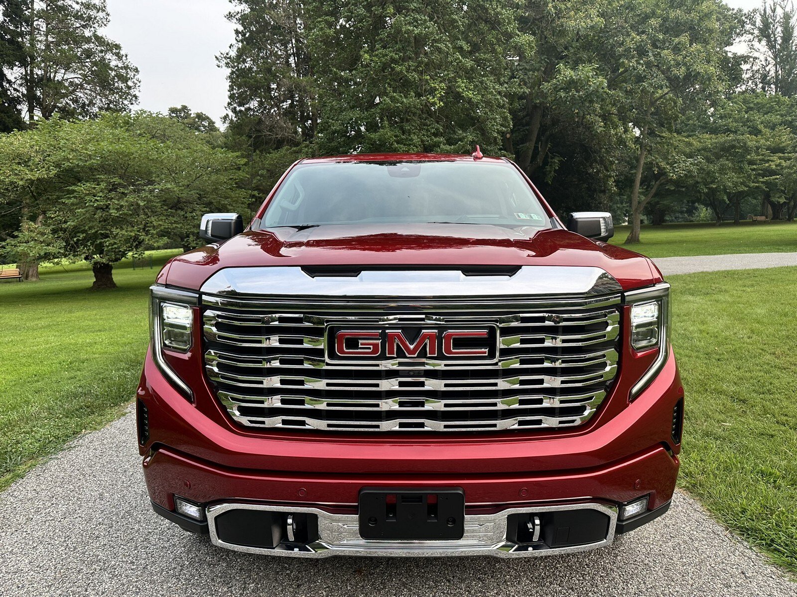 Used 2022 GMC Sierra 1500 Denali w/ Denali Reserve Package AWD/4WD image 3