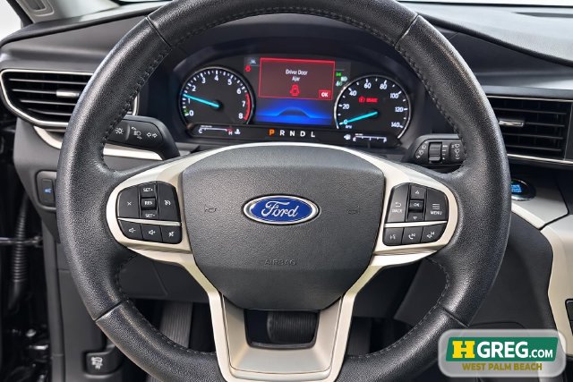 Used 2021 Ford Explorer XLT w/ Equipment Group 202A RWD image 12