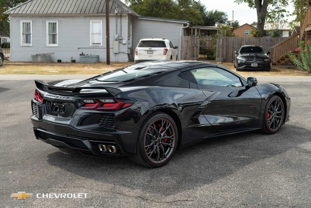 Used 2023 Chevrolet Corvette Stingray Premium Cpe w/ Z51 Performance Package image 6