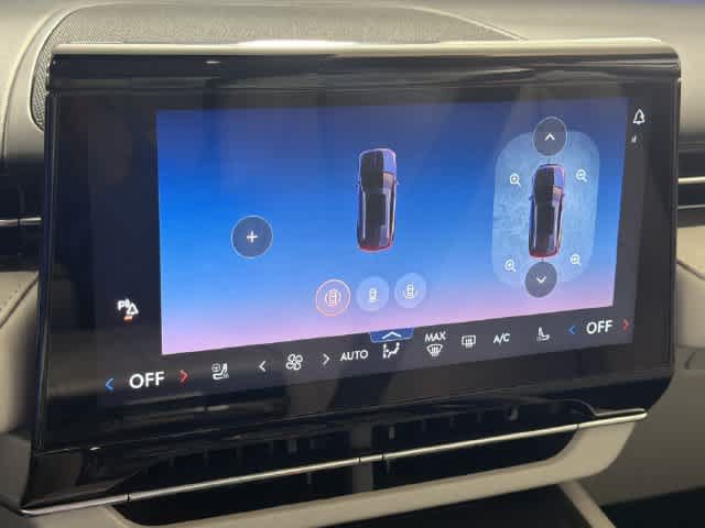 New 2026 Lincoln Nautilus Premier AWD/4WD image 7