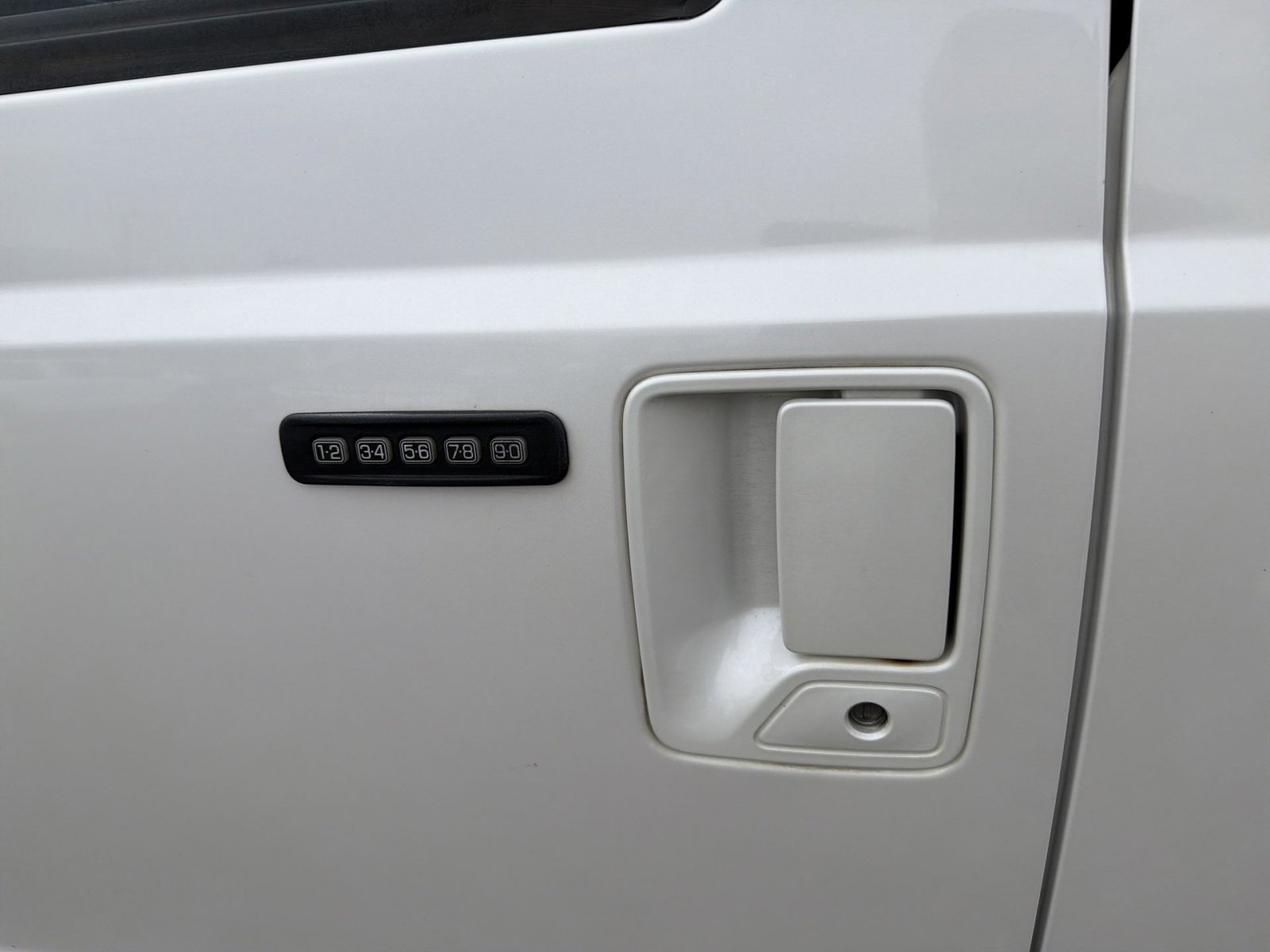 Used 2016 Ford F250 Lariat w/ Lariat Ultimate Package image 16