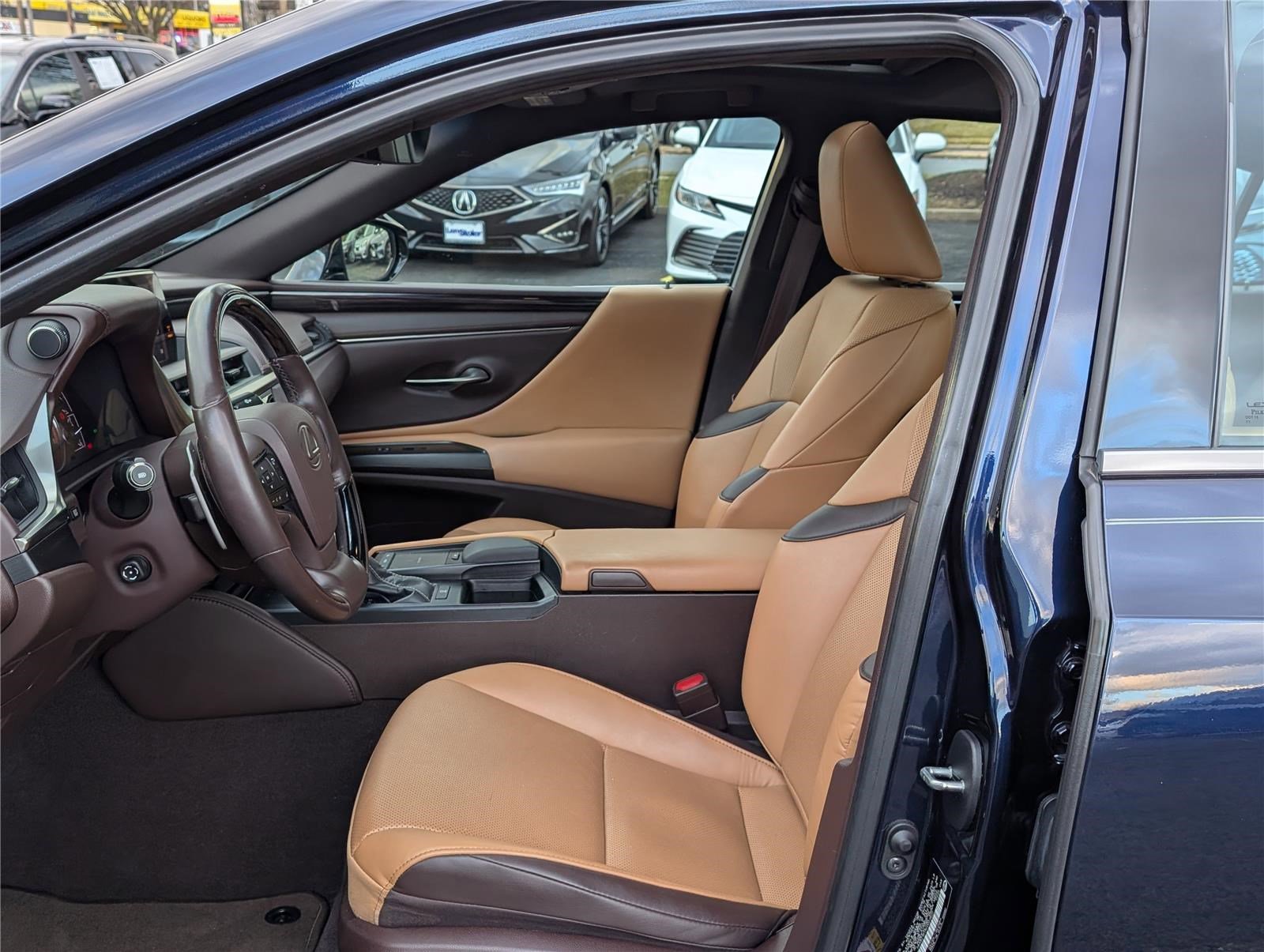Used 2019 Lexus ES 350 w/ Premium Package FWD image 15