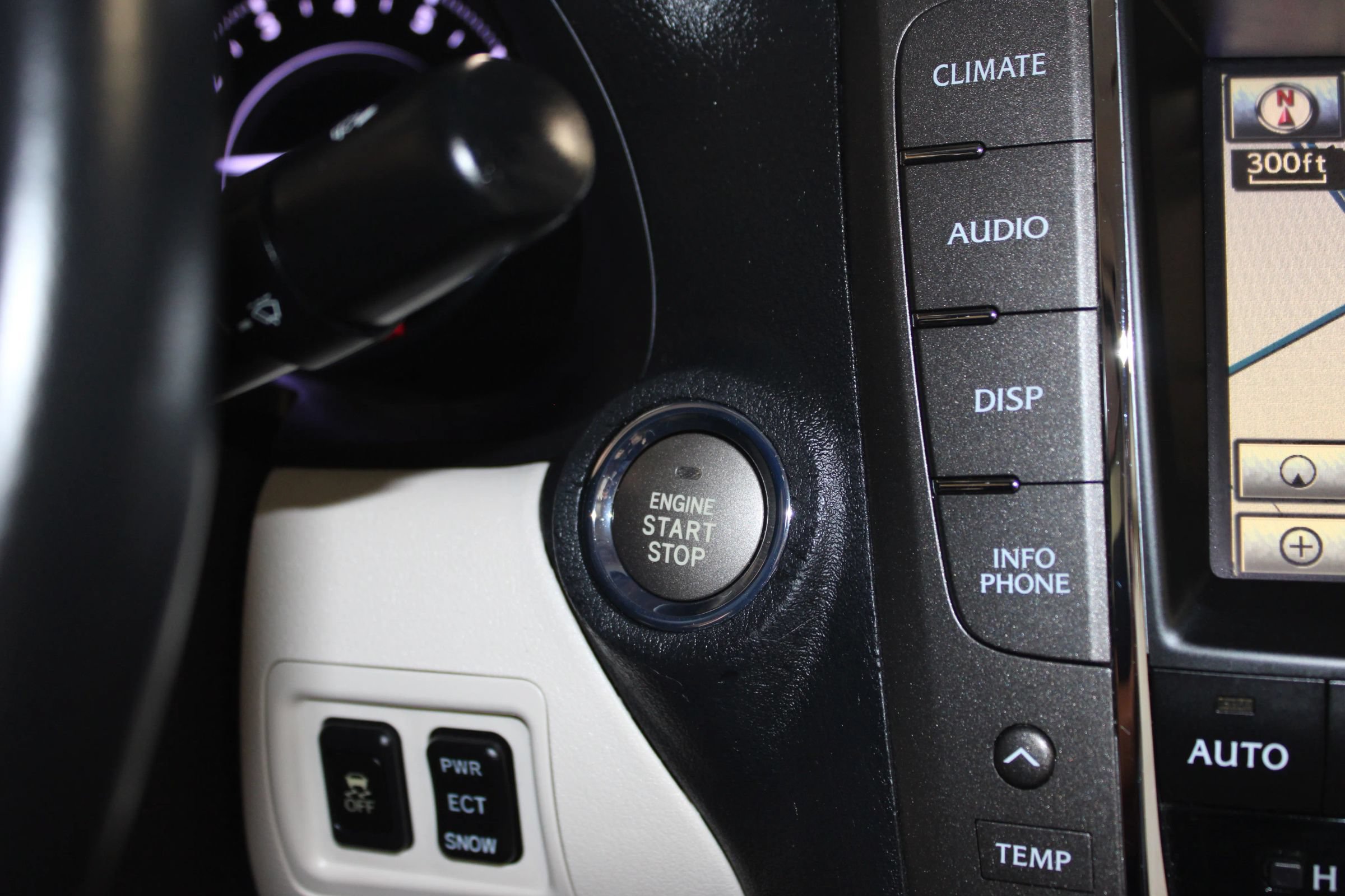 Used 2011 Lexus IS 350C RWD image 20