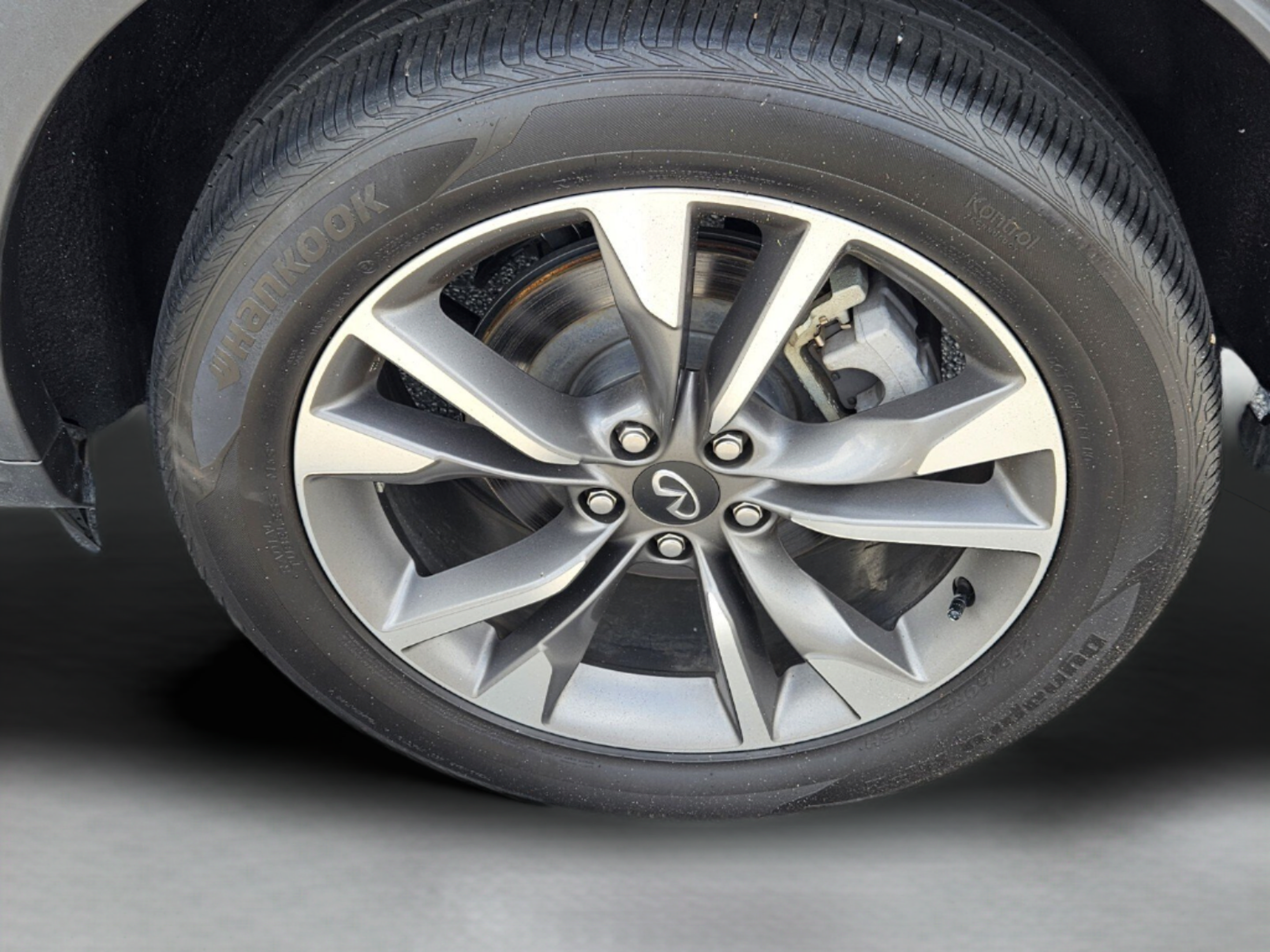 Used 2025 INFINITI QX60 Luxe w/ Vision Package FWD image 30