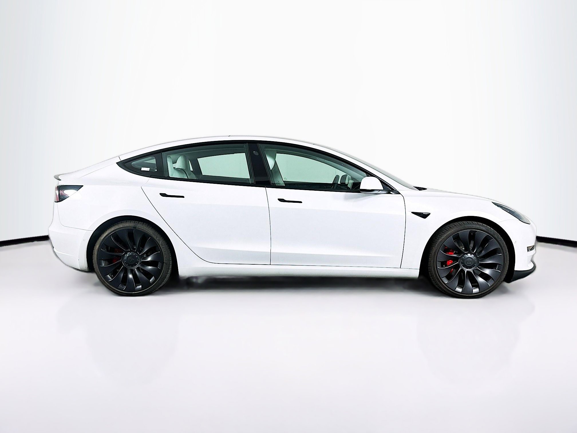 Used 2021 Tesla Model 3 Performance image 10