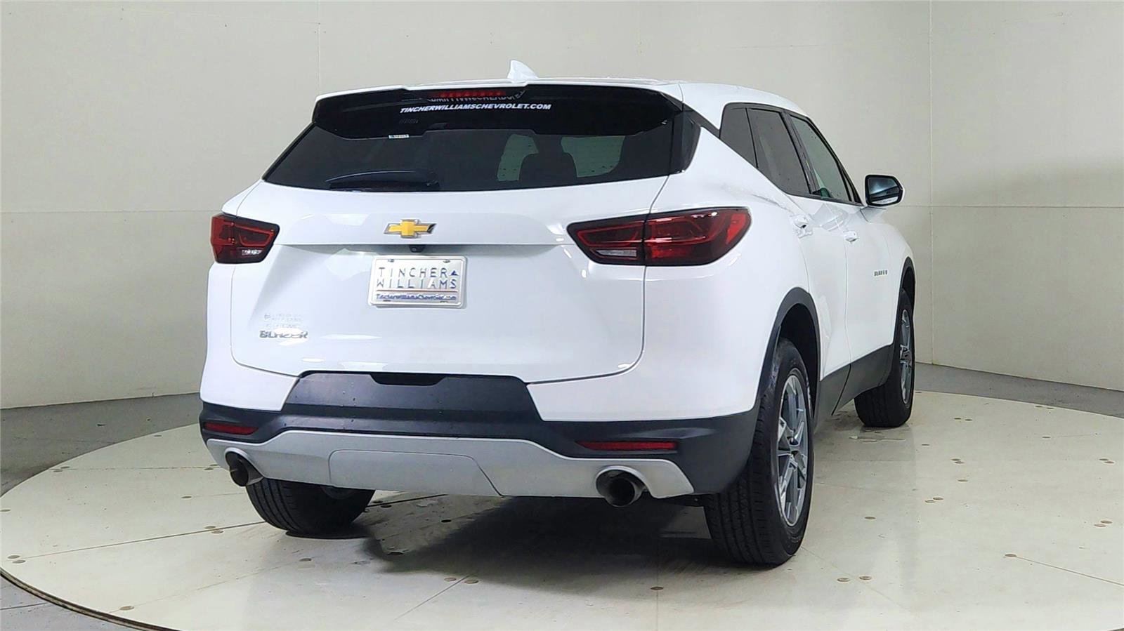 Used 2023 Chevrolet Blazer LT image 6