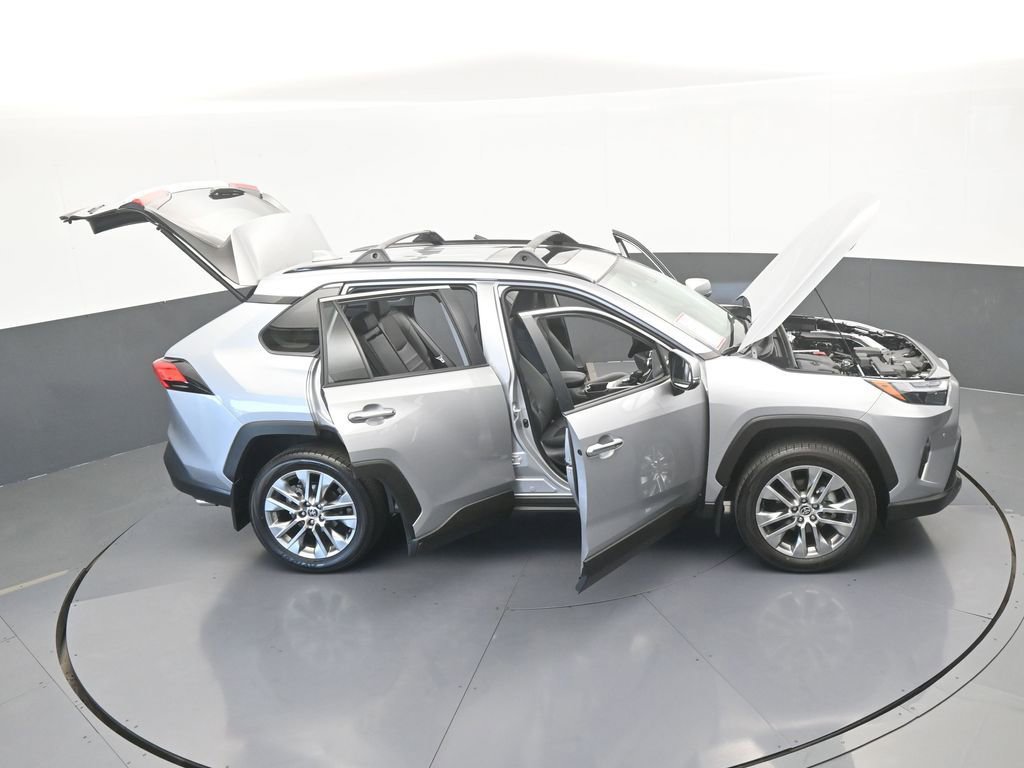 Used 2025 Toyota RAV4 Limited image 78