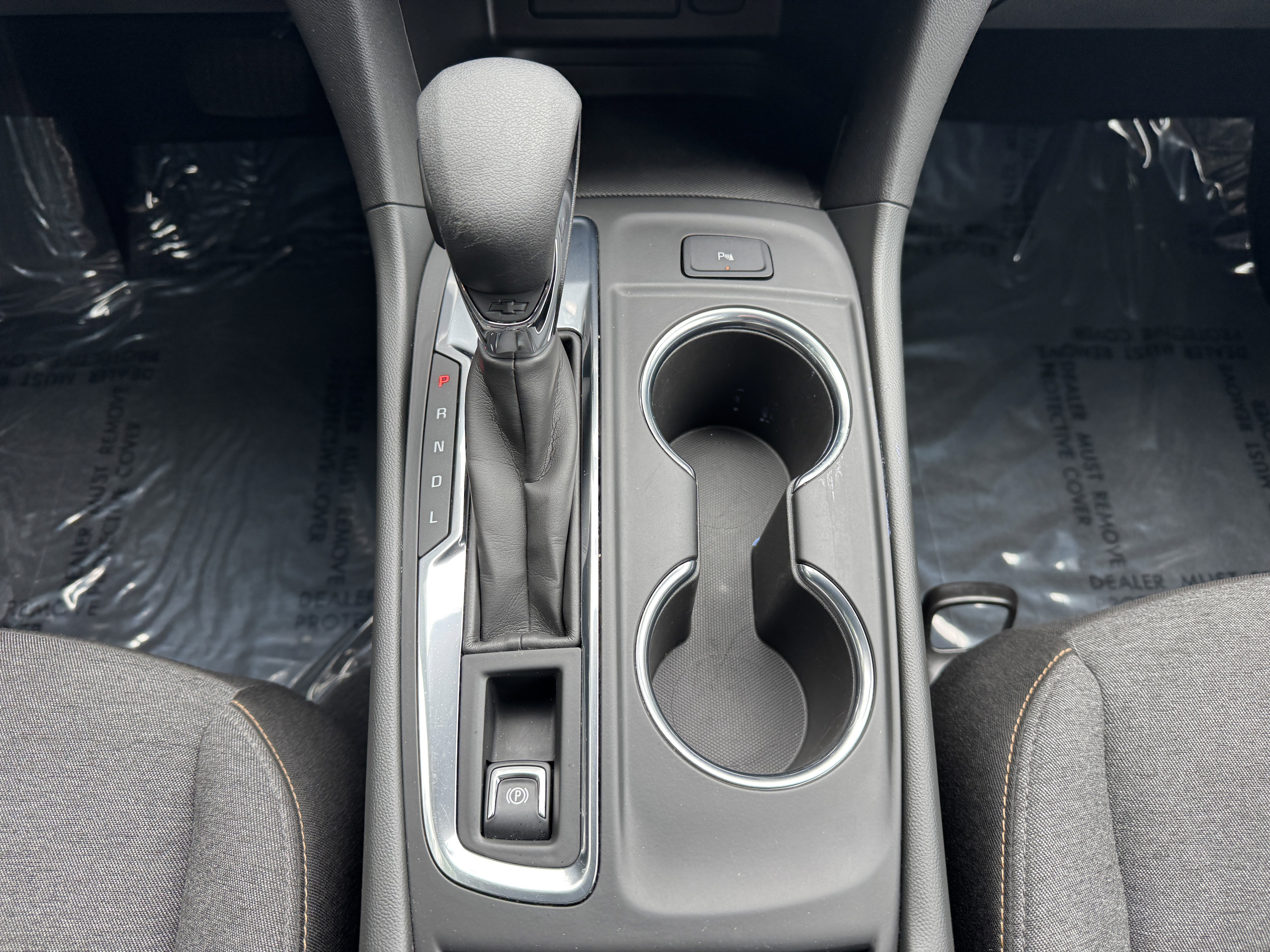 Used 2023 Chevrolet Equinox LT image 28