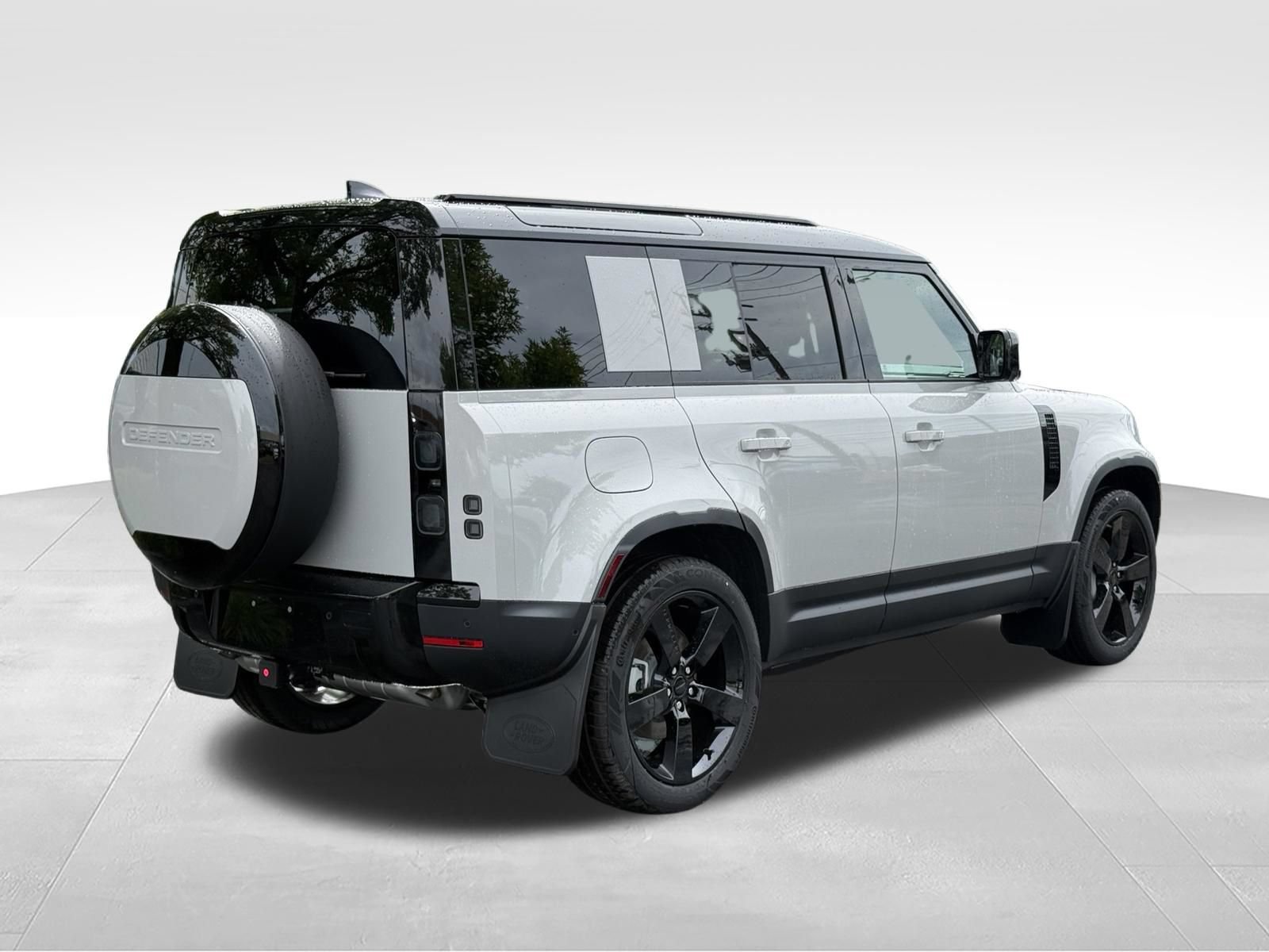 New 2026 Land Rover Defender 110 S AWD/4WD image 6