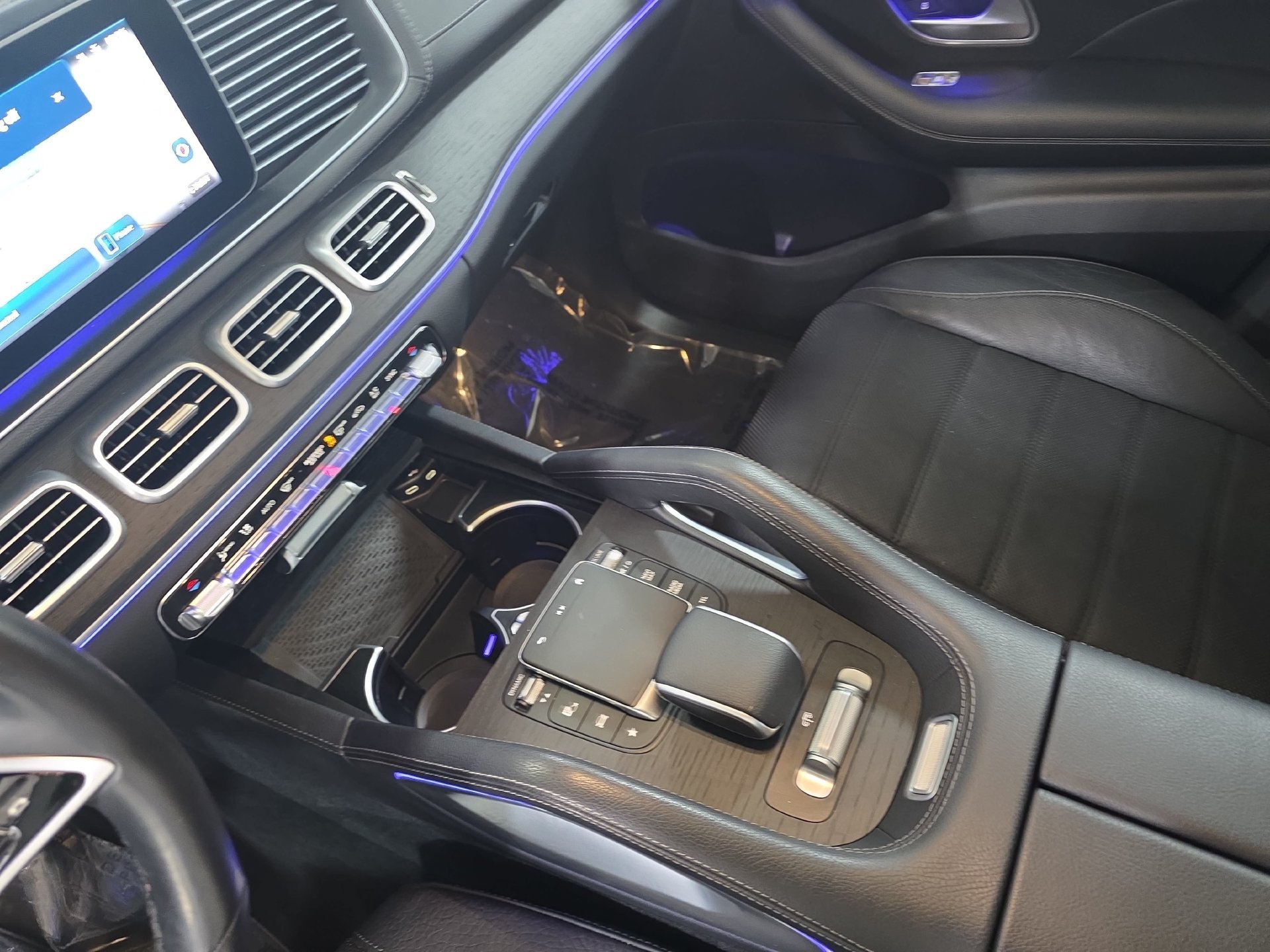 Used 2024 Mercedes-Benz GLS 450 4MATIC image 25