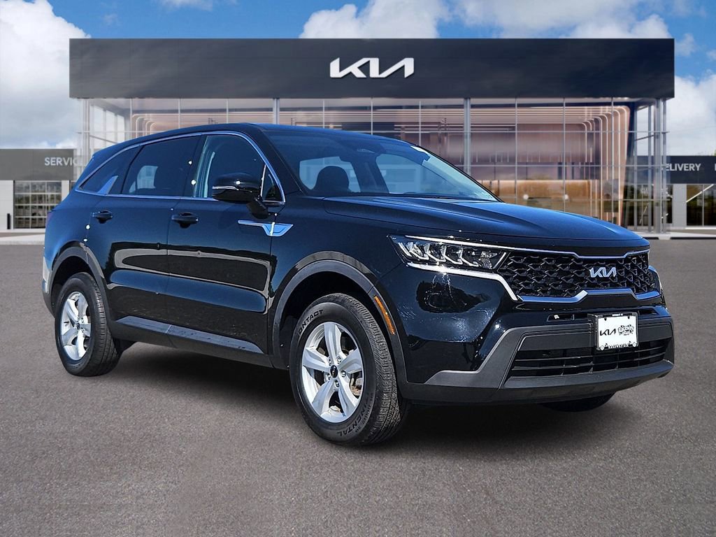 Used 2022 Kia Sorento LX