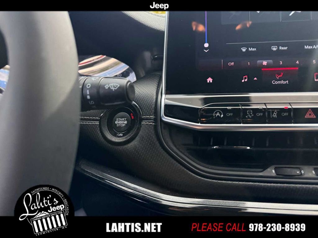 Certified 2022 Jeep Compass Altitude image 21