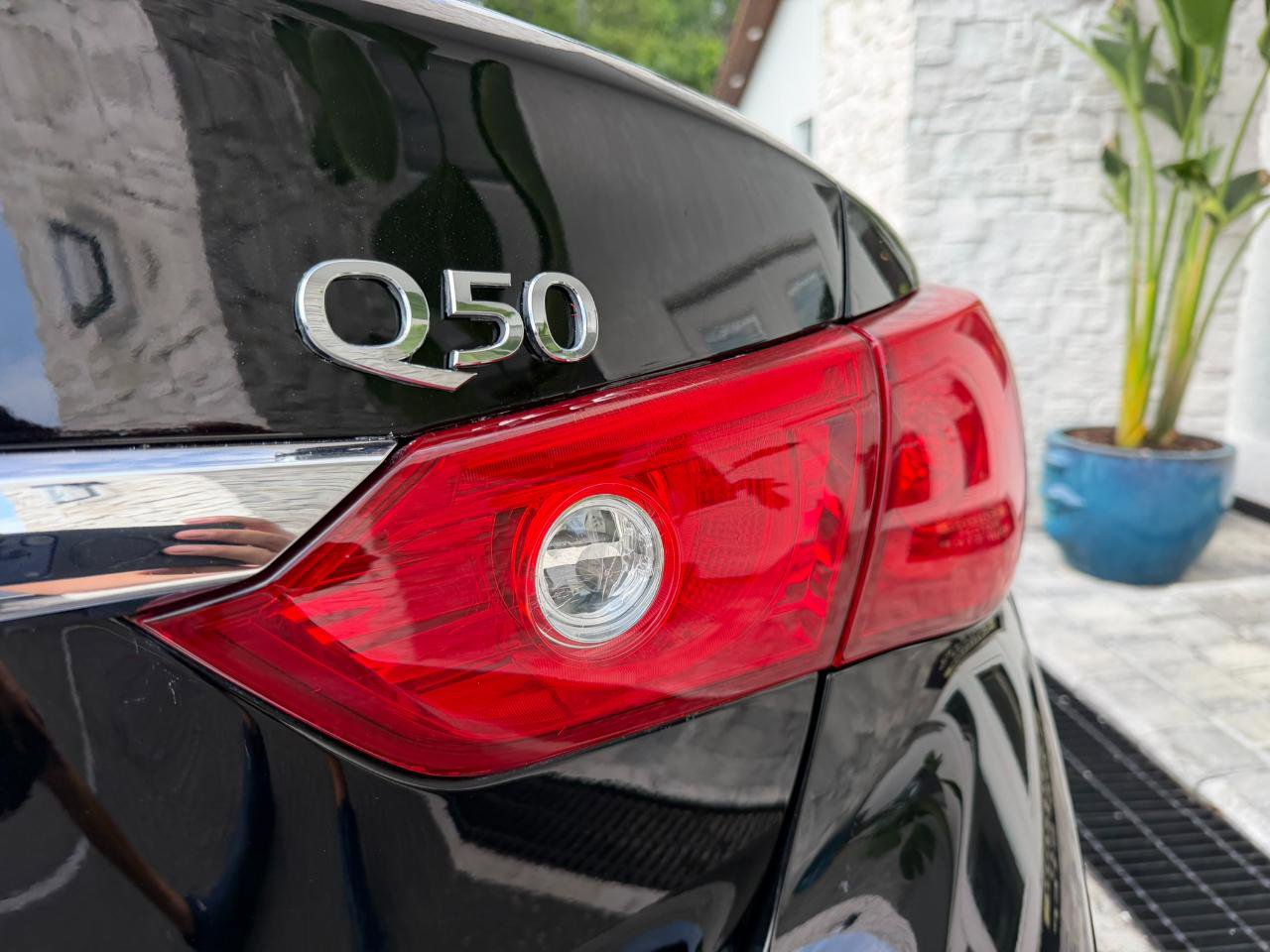 Used 2014 INFINITI Q50 Premium w/ Technology Package RWD image 15