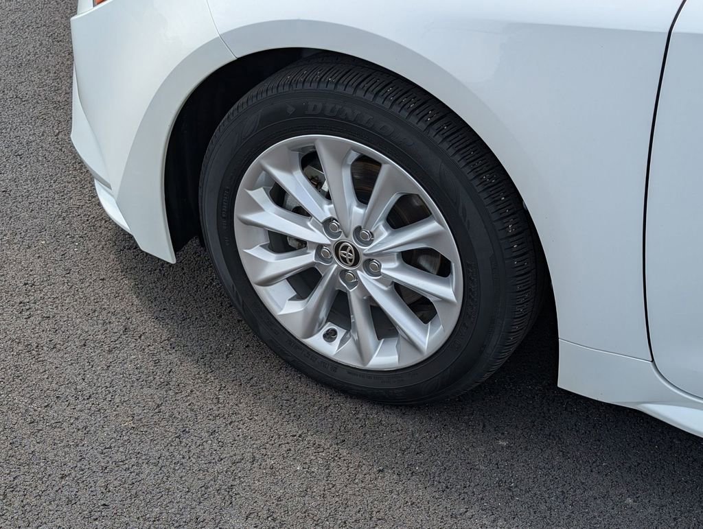 Used 2022 Toyota Corolla LE w/ LE Premium Package FWD image 23