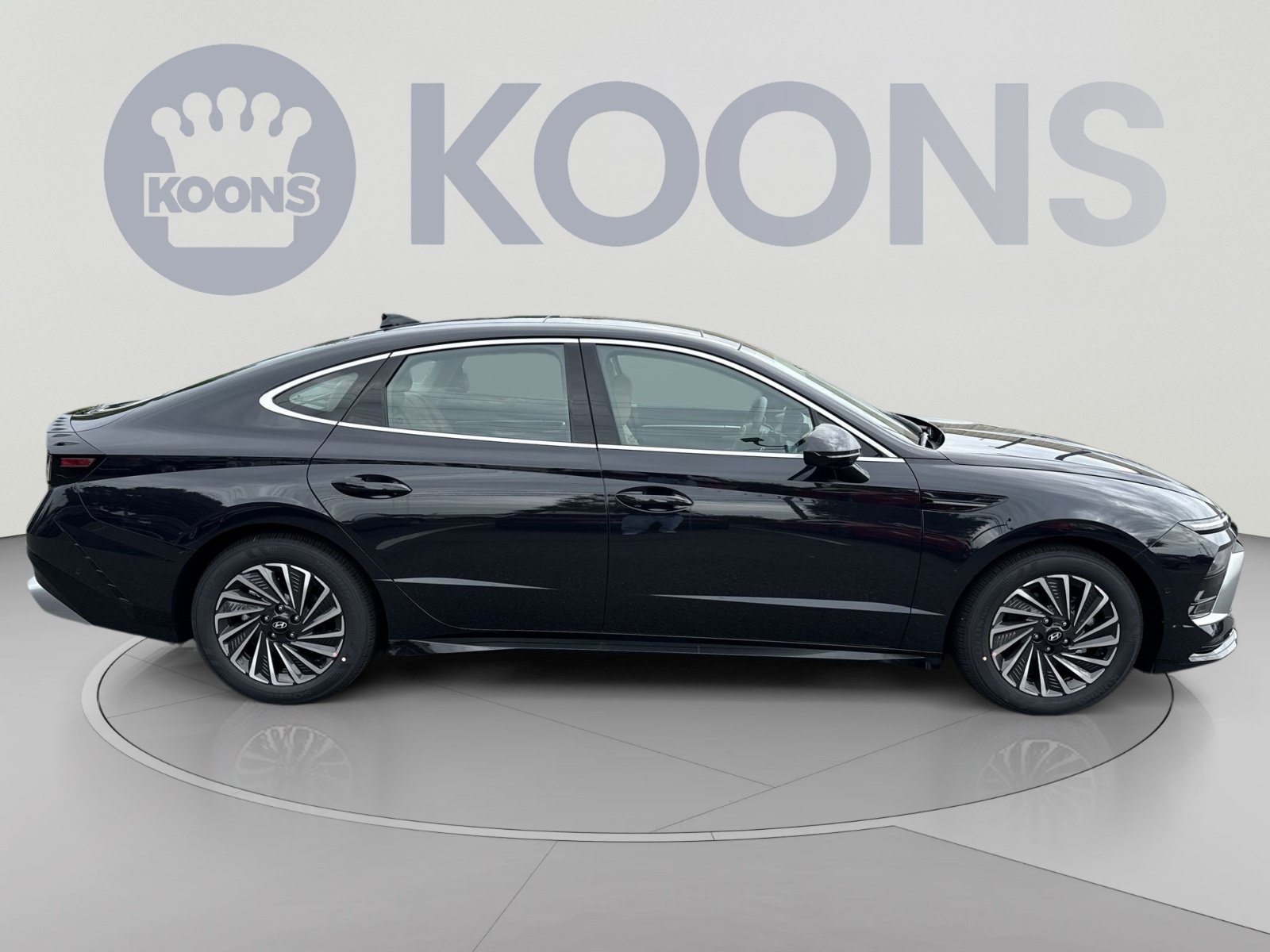 New 2026 Hyundai Sonata Limited FWD image 8