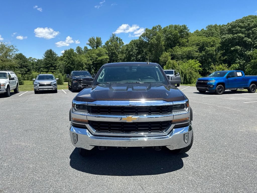 Used 2019 Chevrolet Silverado 1500 LT w/ All Star Edition AWD/4WD image 2