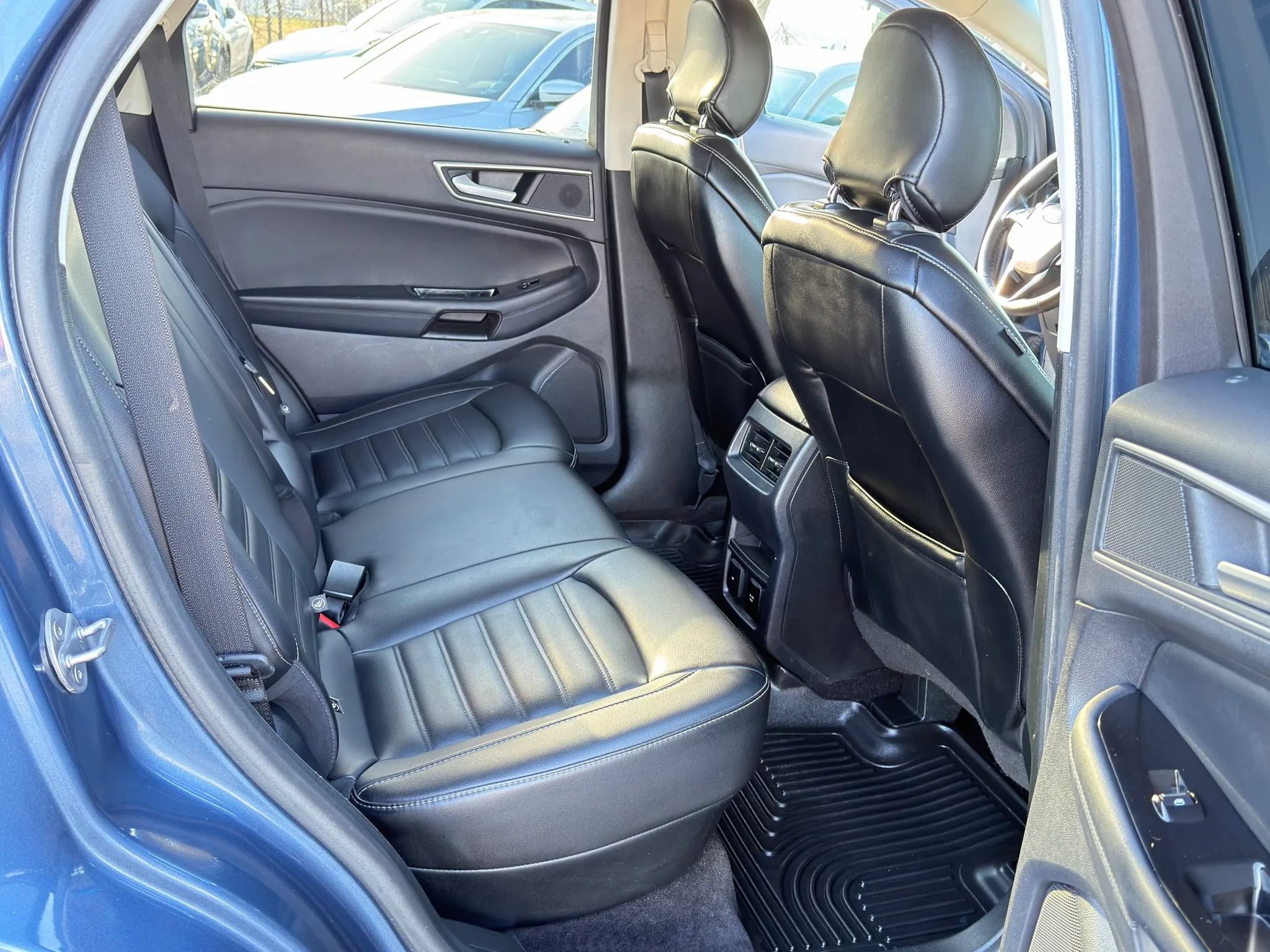 Used 2019 Ford Edge SEL w/ Equipment Group 201A AWD/4WD image 13