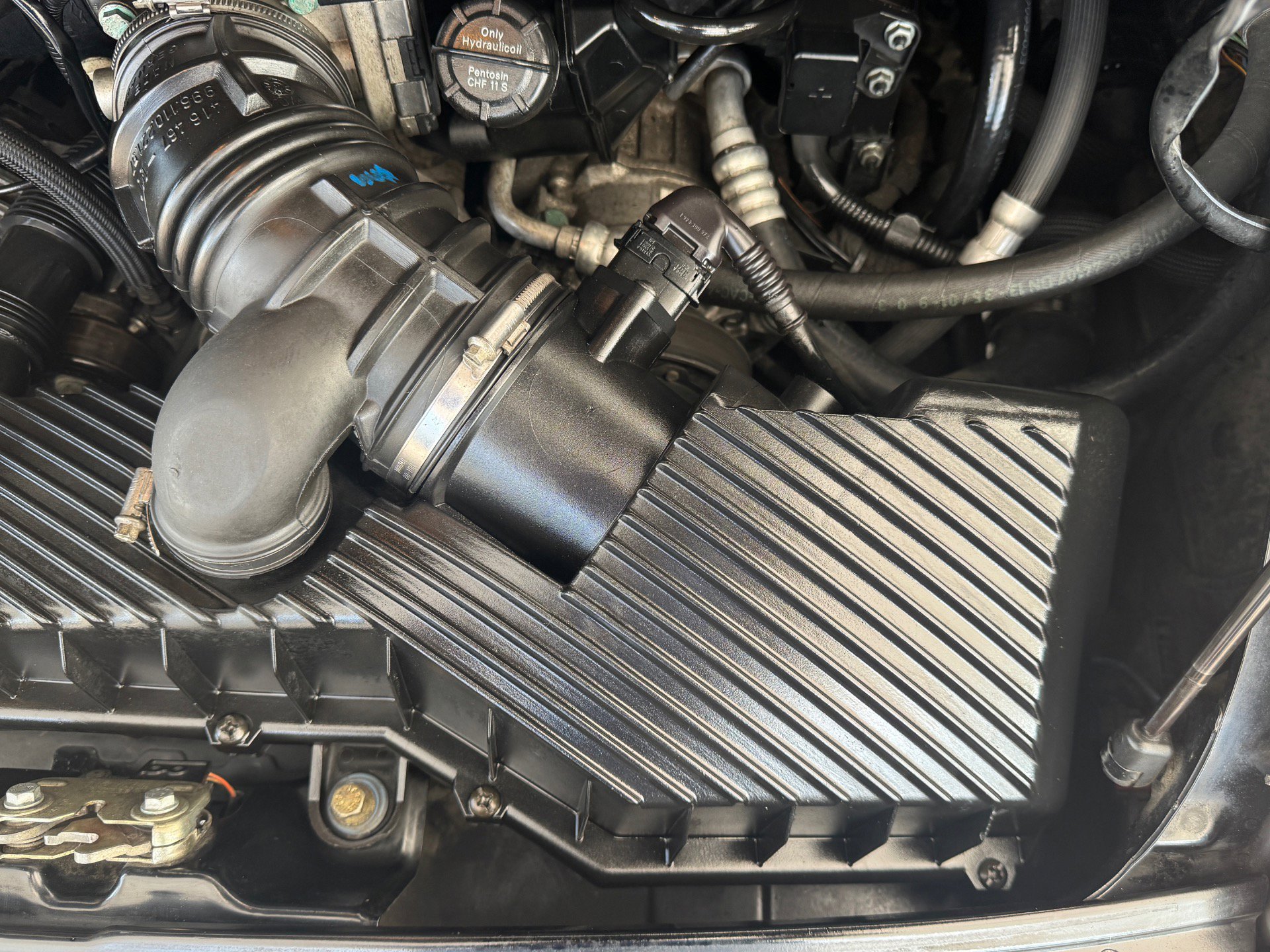 Used 2002 Porsche 911 Cabriolet image 42