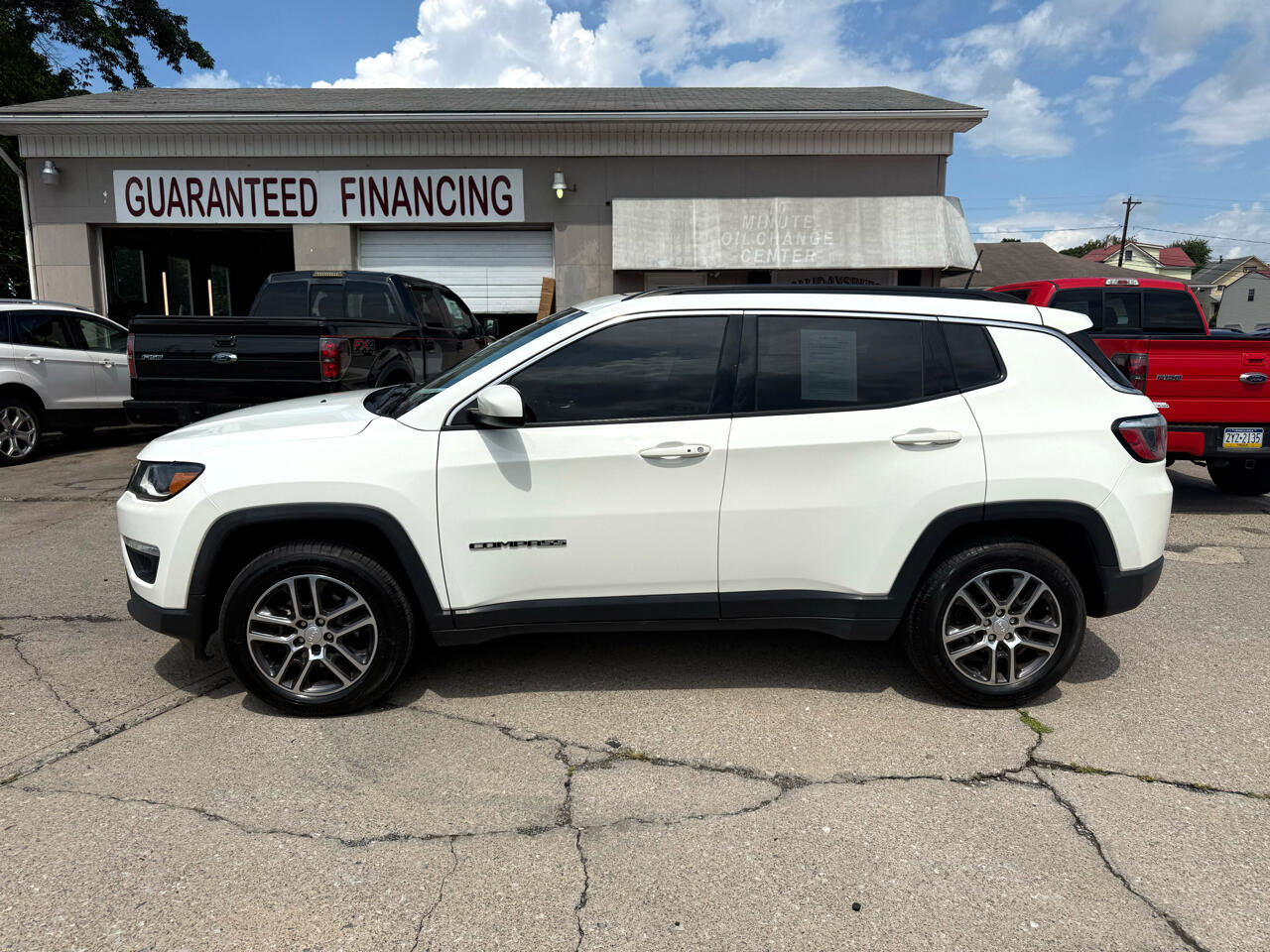 Used 2017 Jeep Compass Latitude w/ Popular Equipment Group image 5