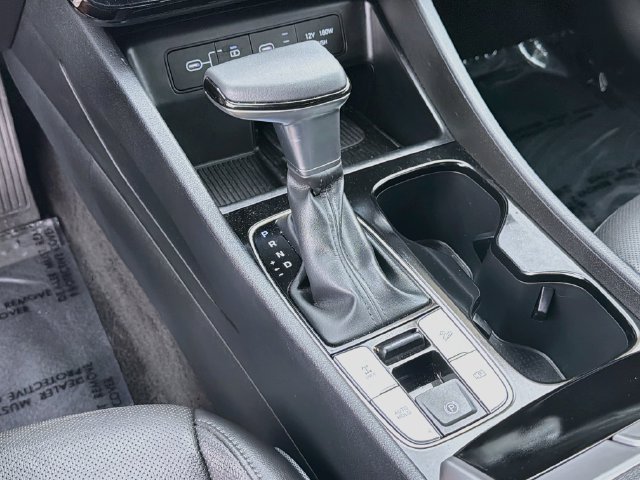 Certified 2026 Hyundai Santa Cruz Limited AWD/4WD image 18