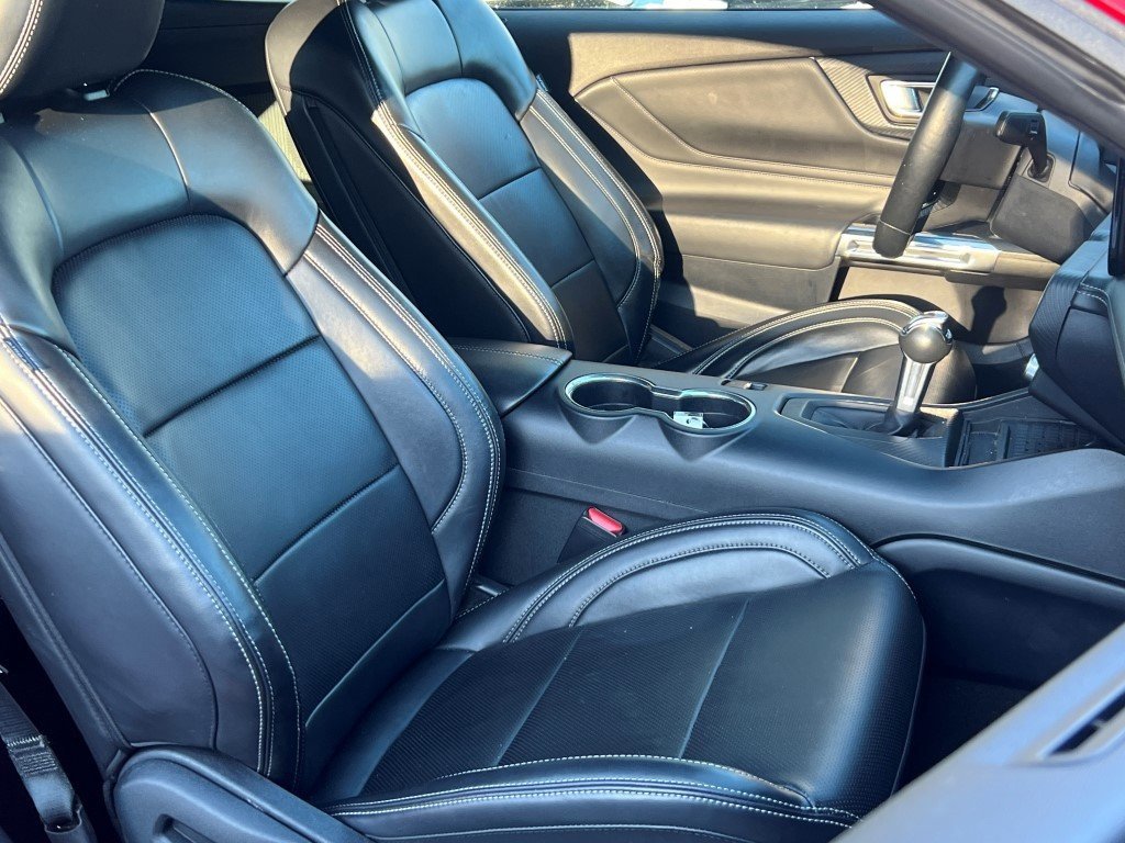 Used 2024 Ford Mustang Premium image 9