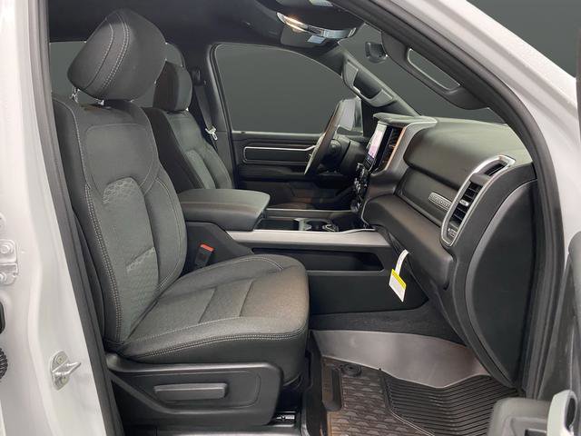 New 2026 RAM 1500 Big Horn w/ Night Edition image 32