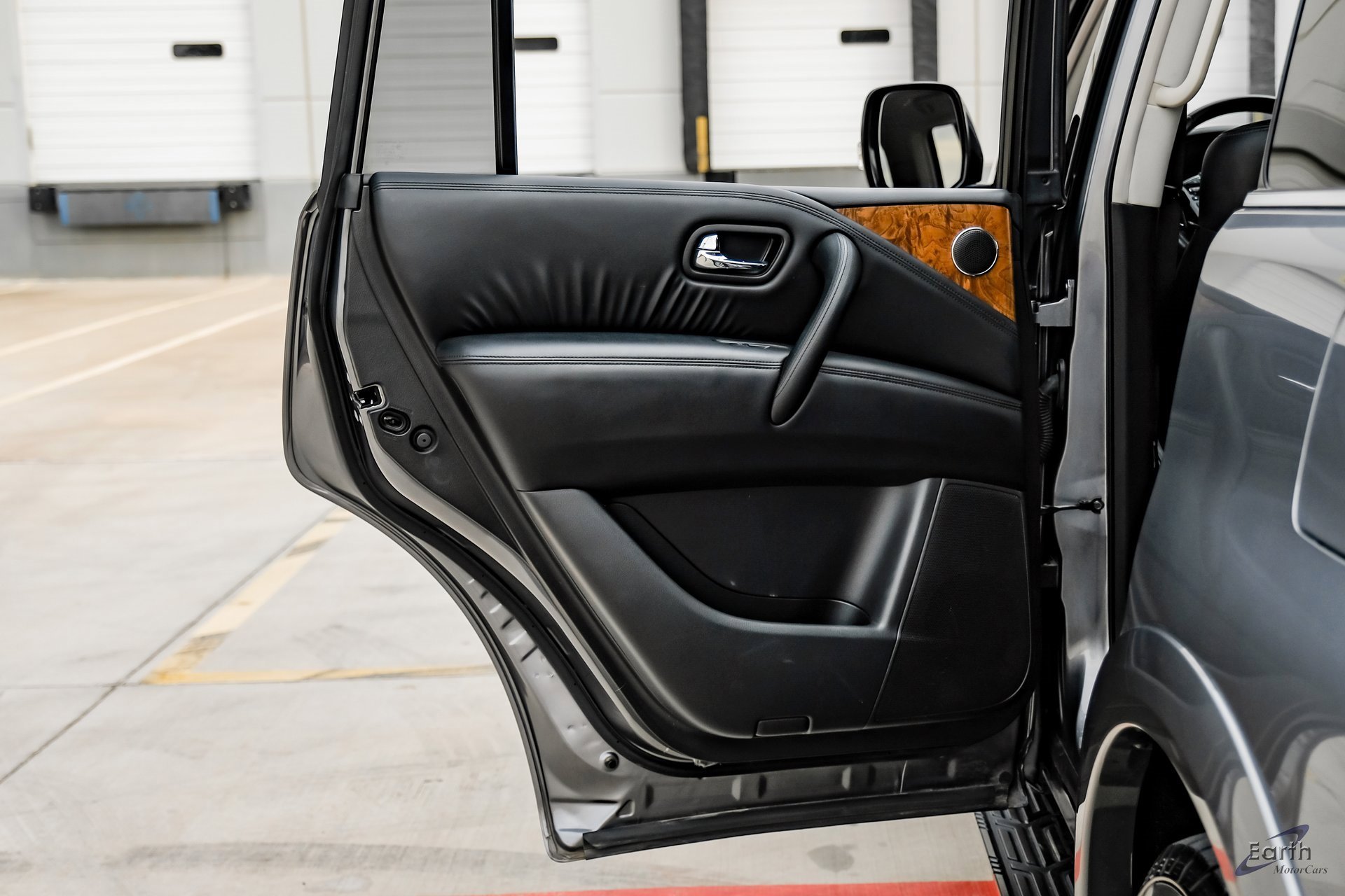 Used 2021 Nissan Armada SL w/ Captain's Chairs Package image 84