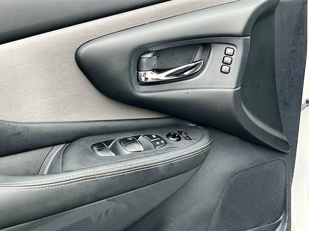 Used 2024 Nissan Murano SL image 18