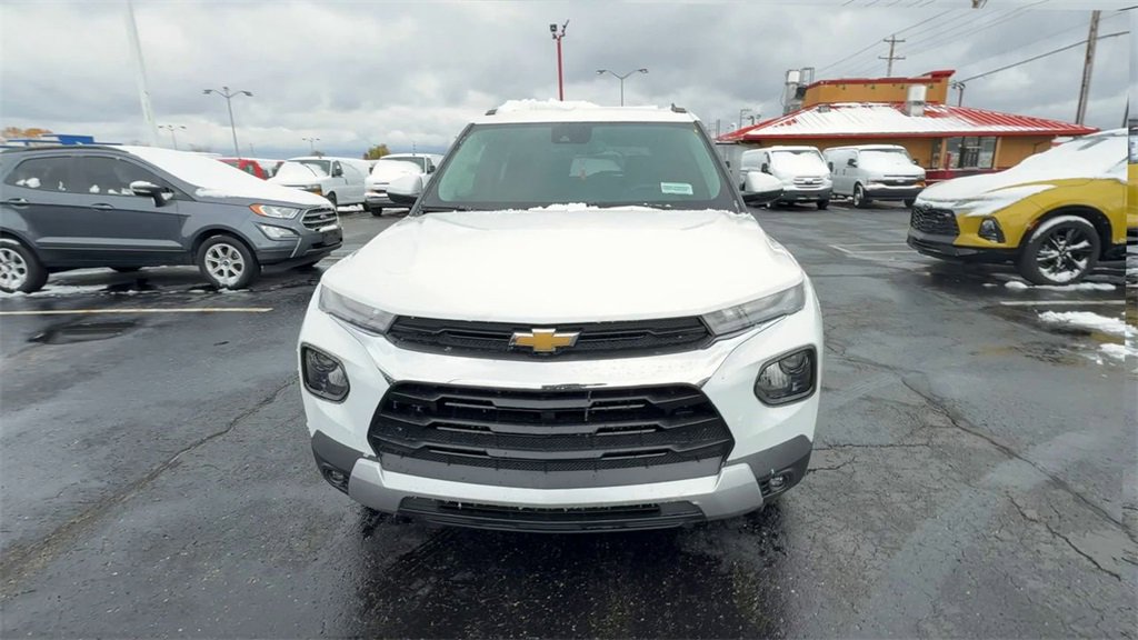 Used 2023 Chevrolet TrailBlazer LT w/ Convenience Package image 3
