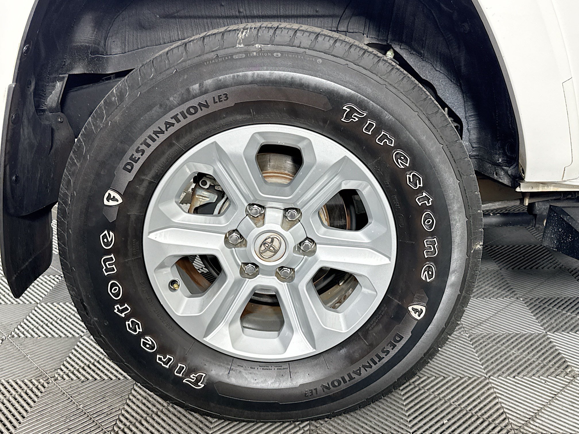 Used 2022 Toyota 4Runner SR5 RWD image 32