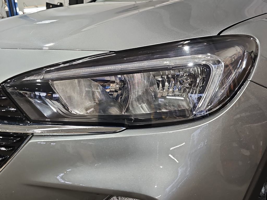 Used 2023 Buick Encore GX Select image 37