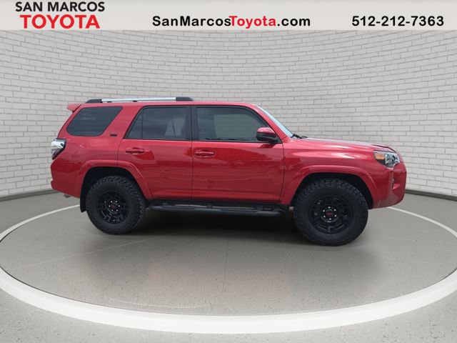 Used 2023 Toyota 4Runner SR5 AWD/4WD image 5