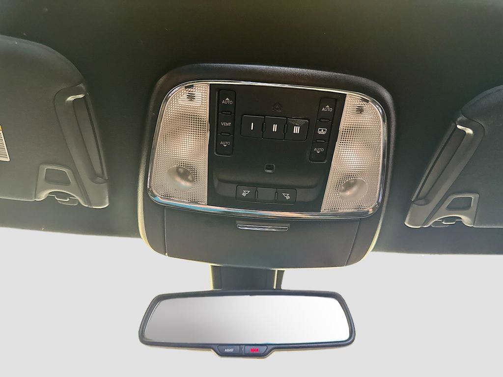 Used 2019 Chrysler 300 S w/ S Model Appearance Package image 34