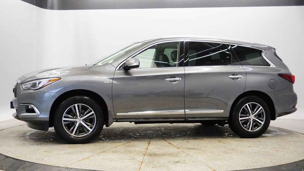 Used 2017 INFINITI QX60 Luxe image 2