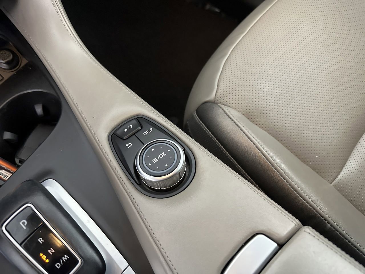 Used 2023 INFINITI QX50 Luxe image 23