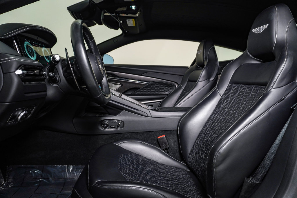 Used 2024 Aston Martin DB12 Coupe RWD image 20