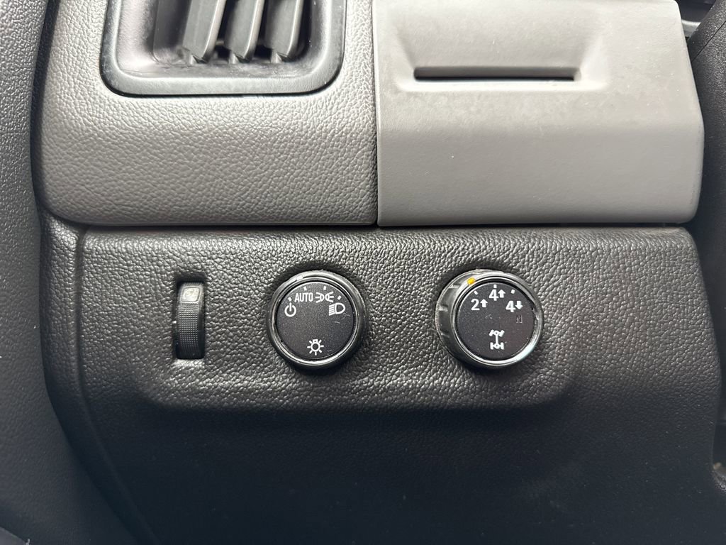 Used 2016 Chevrolet Colorado W/T w/ WT Convenience Package image 32