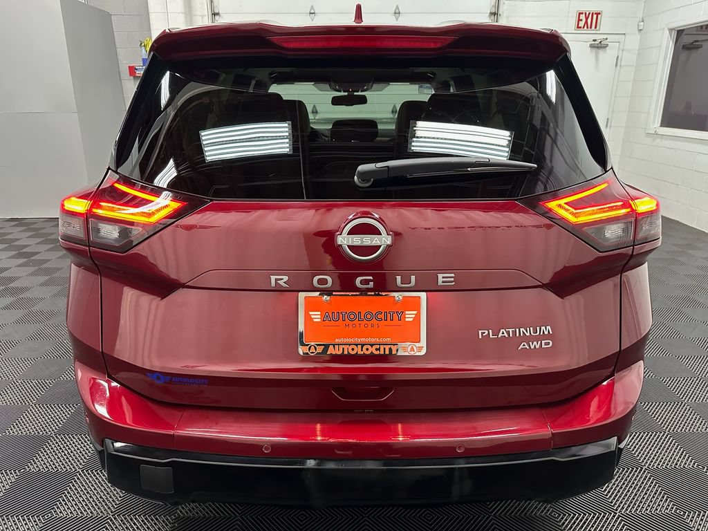 Used 2026 Nissan Rogue Platinum w/ Platinum Premium Package AWD/4WD image 9