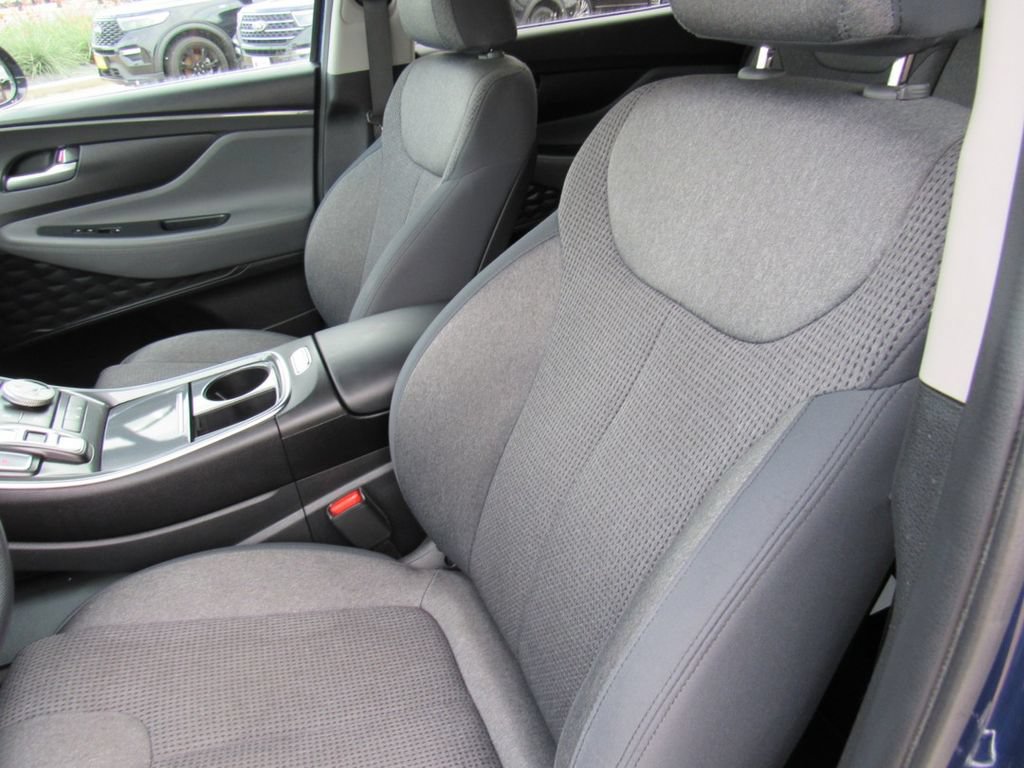 Used 2021 Hyundai Santa Fe SEL FWD image 16
