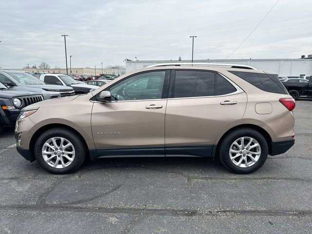 Used 2018 Chevrolet Equinox LT w/ Sun & Infotainment Package image 2