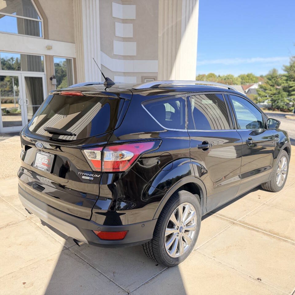 Used 2018 Ford Escape Titanium AWD/4WD image 2