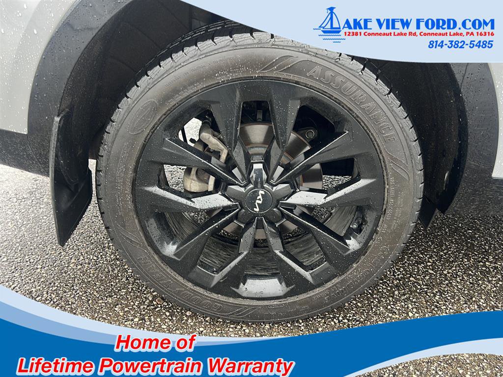 Used 2023 Kia Sorento SX image 4