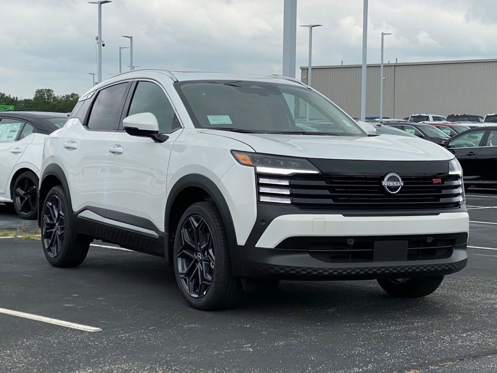 New 2025 Nissan Kicks SR w/ SR Premium Package image 2